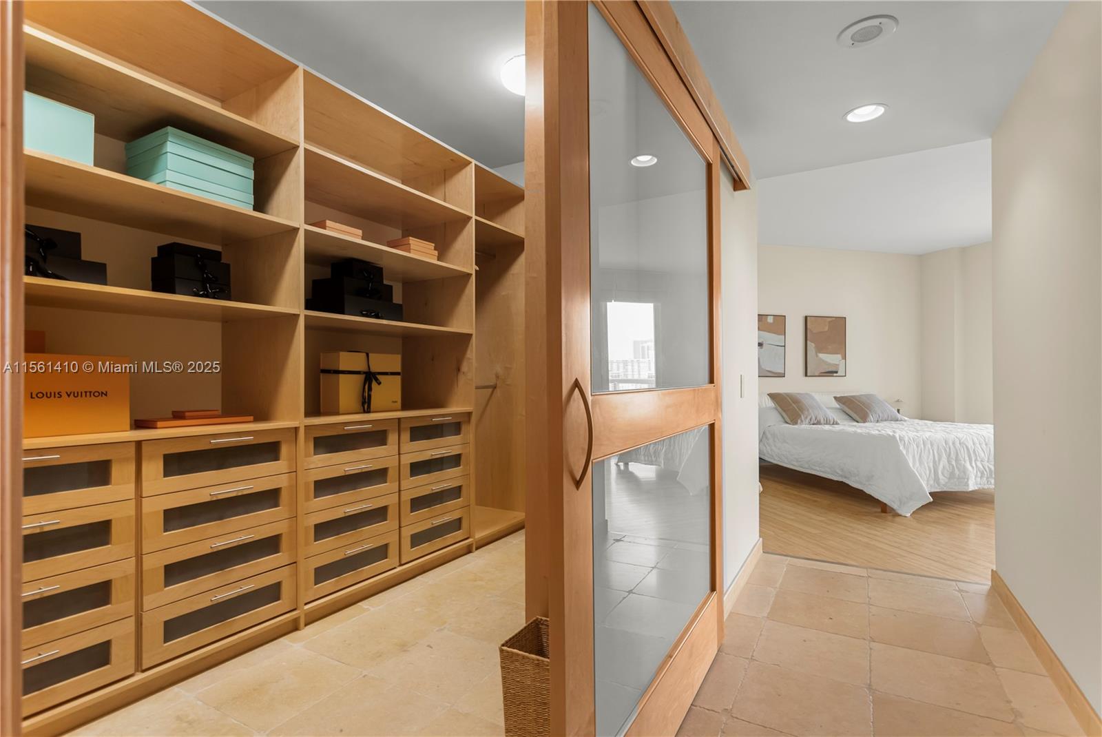 21050 Point Pl 1103, Aventura, Florida 33180, 3 Bedrooms Bedrooms, ,2 BathroomsBathrooms,Residential,For Sale,21050 Point Pl 1103,A11561410