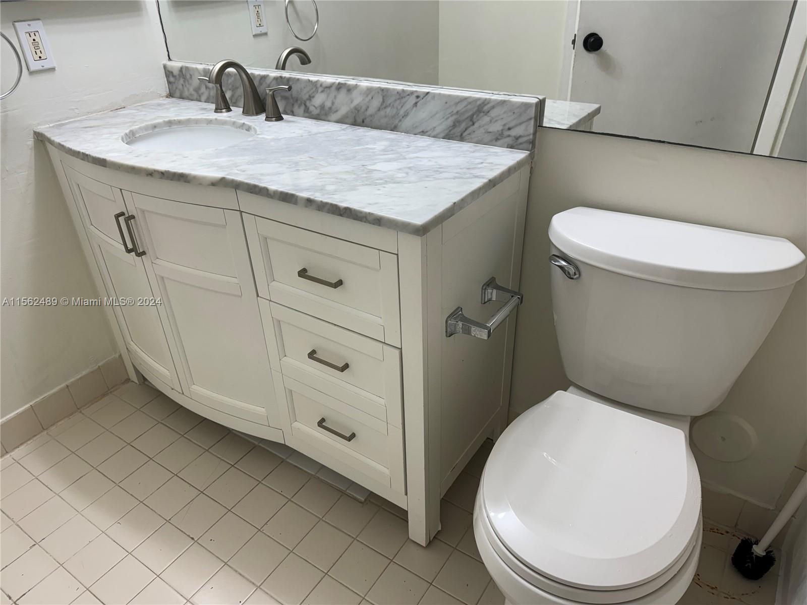 520 S Park Rd 16-12, Hollywood, Florida 33021, 1 Bedroom Bedrooms, ,1 BathroomBathrooms,Residentiallease,For Rent,520 S Park Rd 16-12,A11562489