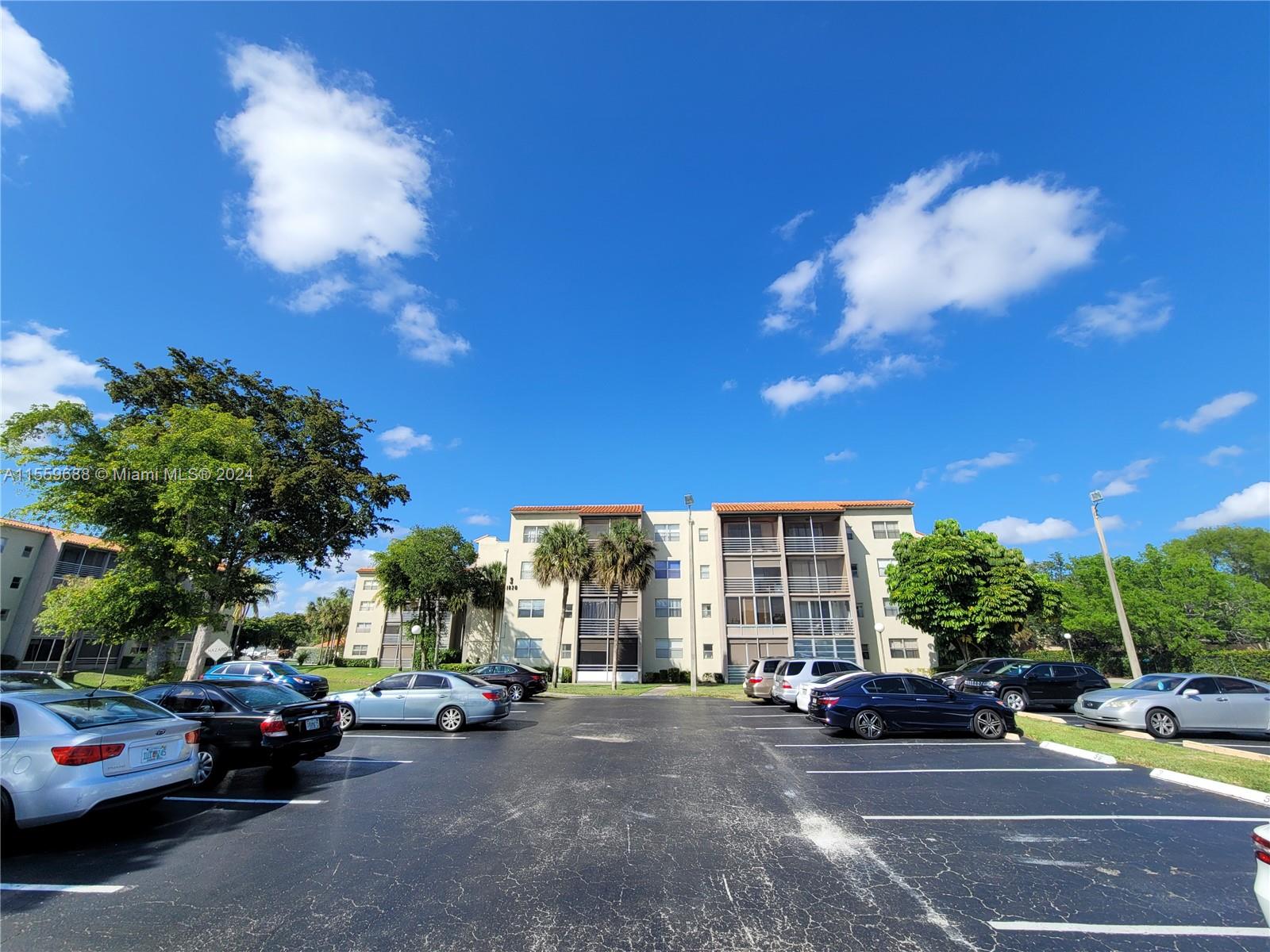 1830 N Lauderdale Ave 4202, North Lauderdale, Florida 33068, 2 Bedrooms Bedrooms, ,2 BathroomsBathrooms,Residential,For Sale,1830 N Lauderdale Ave 4202,A11559688