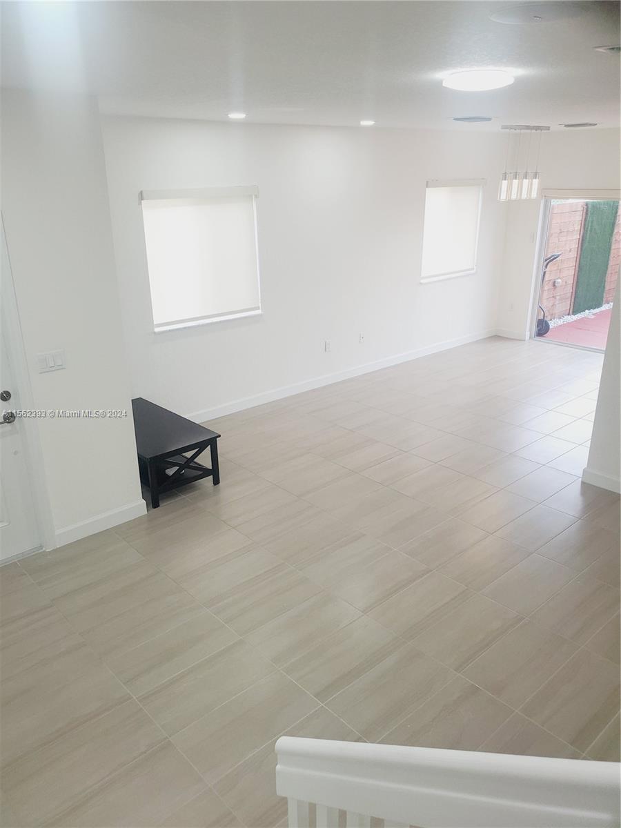 379 NW 12th Ave 379, Florida City, Florida 33034, 4 Bedrooms Bedrooms, ,3 BathroomsBathrooms,Residentiallease,For Rent,379 NW 12th Ave 379,A11562393