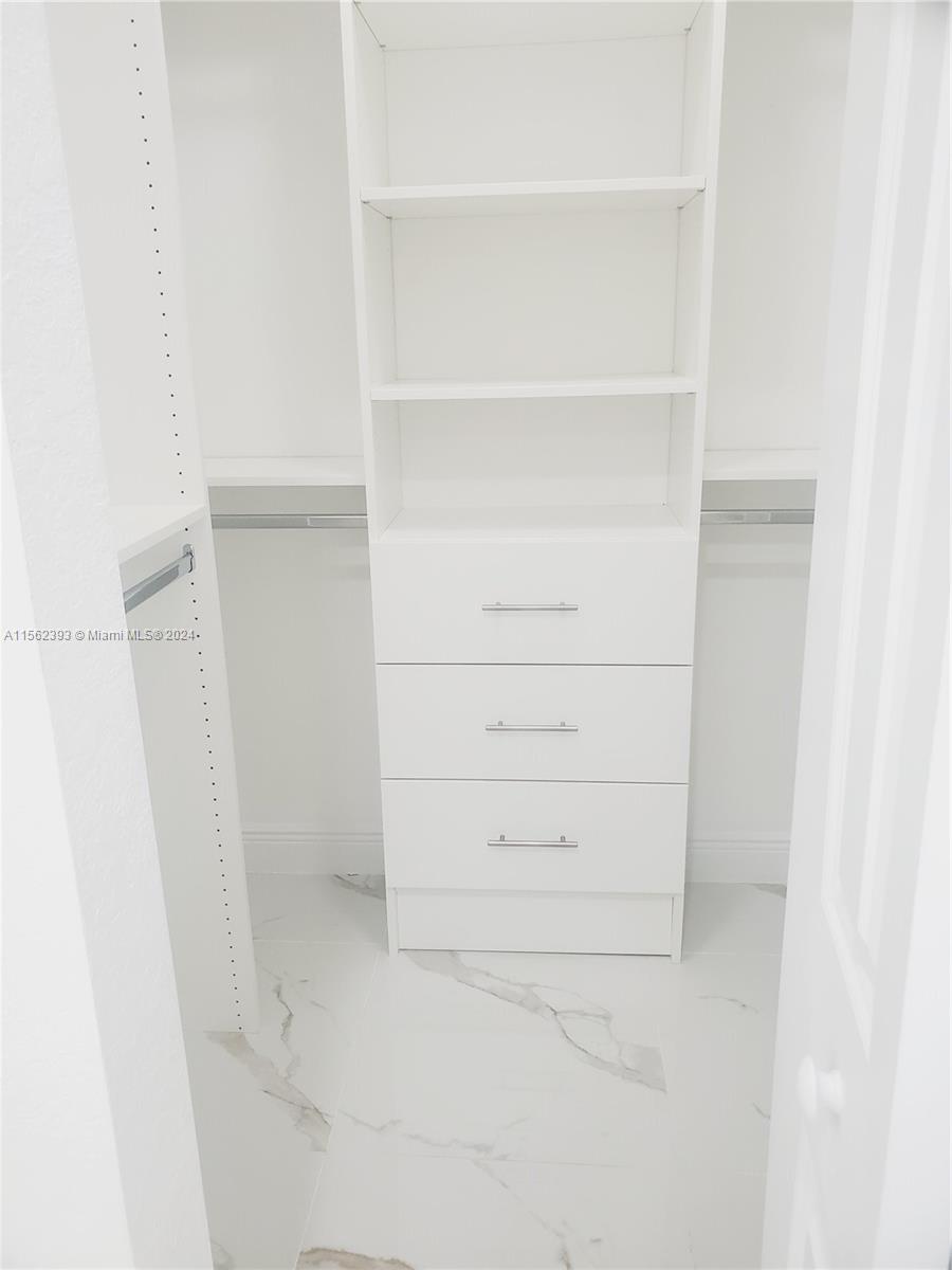 379 NW 12th Ave 379, Florida City, Florida 33034, 4 Bedrooms Bedrooms, ,3 BathroomsBathrooms,Residentiallease,For Rent,379 NW 12th Ave 379,A11562393