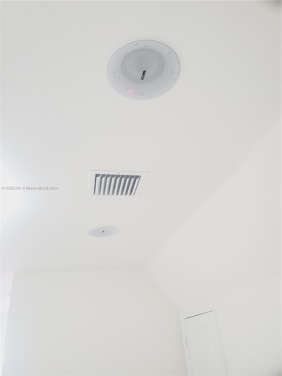 379 NW 12th Ave 379, Florida City, Florida 33034, 4 Bedrooms Bedrooms, ,3 BathroomsBathrooms,Residentiallease,For Rent,379 NW 12th Ave 379,A11562393