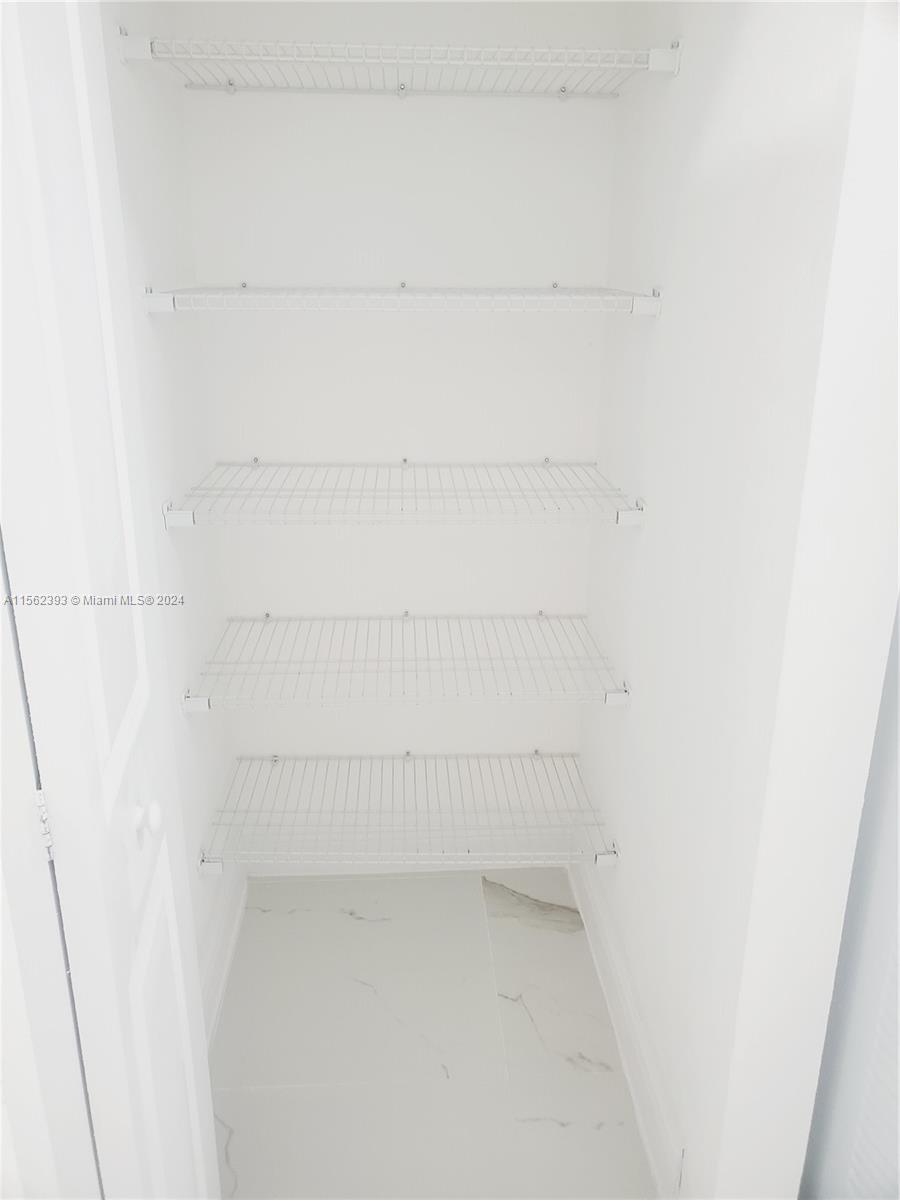 379 NW 12th Ave 379, Florida City, Florida 33034, 4 Bedrooms Bedrooms, ,3 BathroomsBathrooms,Residentiallease,For Rent,379 NW 12th Ave 379,A11562393