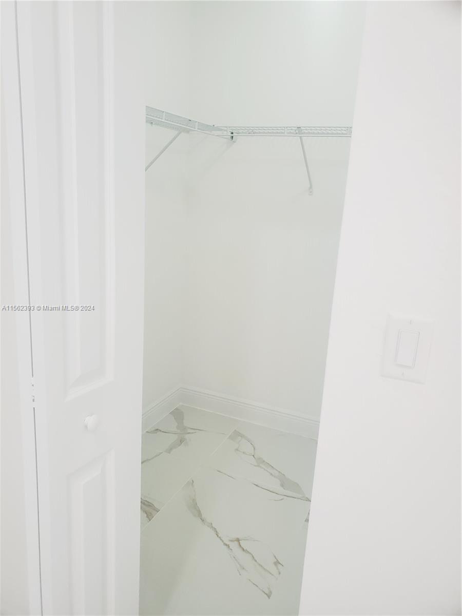 379 NW 12th Ave 379, Florida City, Florida 33034, 4 Bedrooms Bedrooms, ,3 BathroomsBathrooms,Residentiallease,For Rent,379 NW 12th Ave 379,A11562393