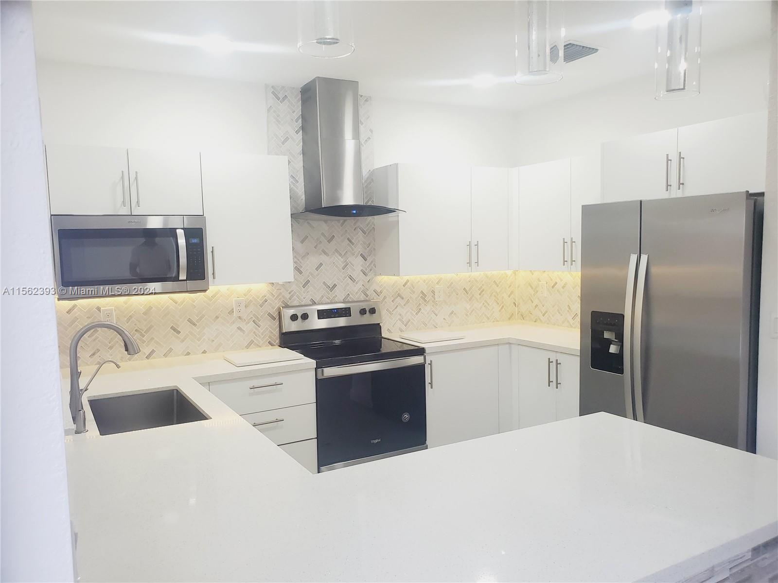 379 NW 12th Ave 379, Florida City, Florida 33034, 4 Bedrooms Bedrooms, ,3 BathroomsBathrooms,Residentiallease,For Rent,379 NW 12th Ave 379,A11562393