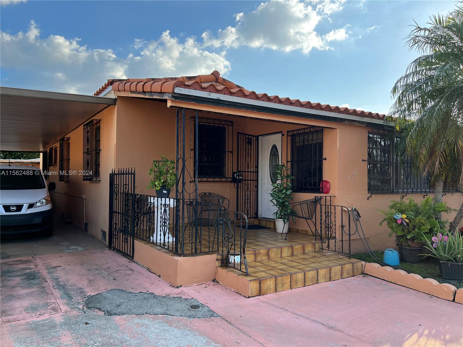 4360 SW 1st St, Miami, Florida 33134, 5 Bedrooms Bedrooms, ,4 BathroomsBathrooms,Residential,For Sale,4360 SW 1st St,A11562488
