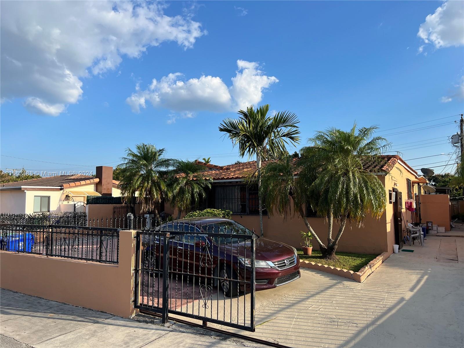 4360 SW 1st St, Miami, Florida 33134, 5 Bedrooms Bedrooms, ,4 BathroomsBathrooms,Residential,For Sale,4360 SW 1st St,A11562488