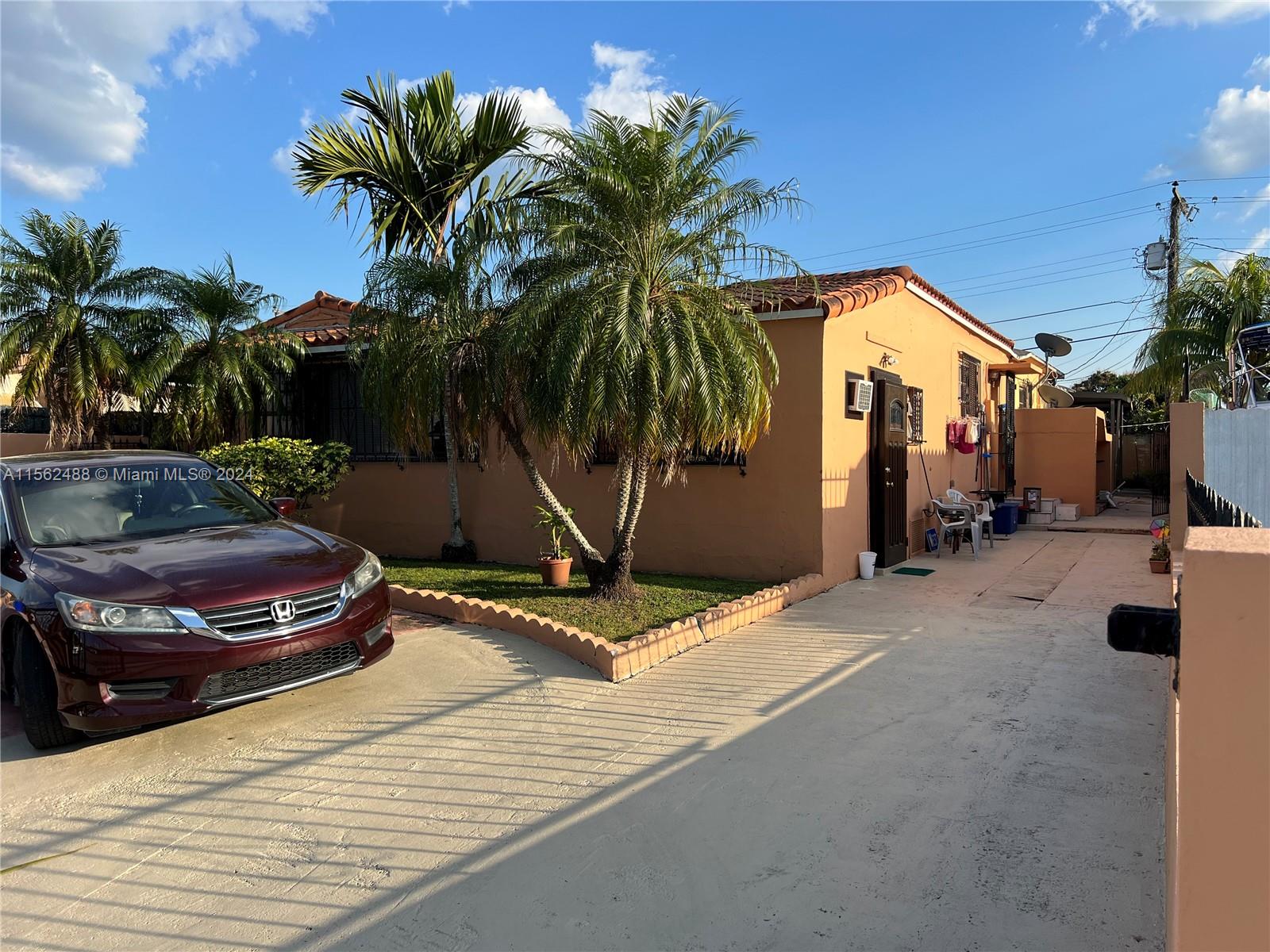 4360 SW 1st St, Miami, Florida 33134, 5 Bedrooms Bedrooms, ,4 BathroomsBathrooms,Residential,For Sale,4360 SW 1st St,A11562488