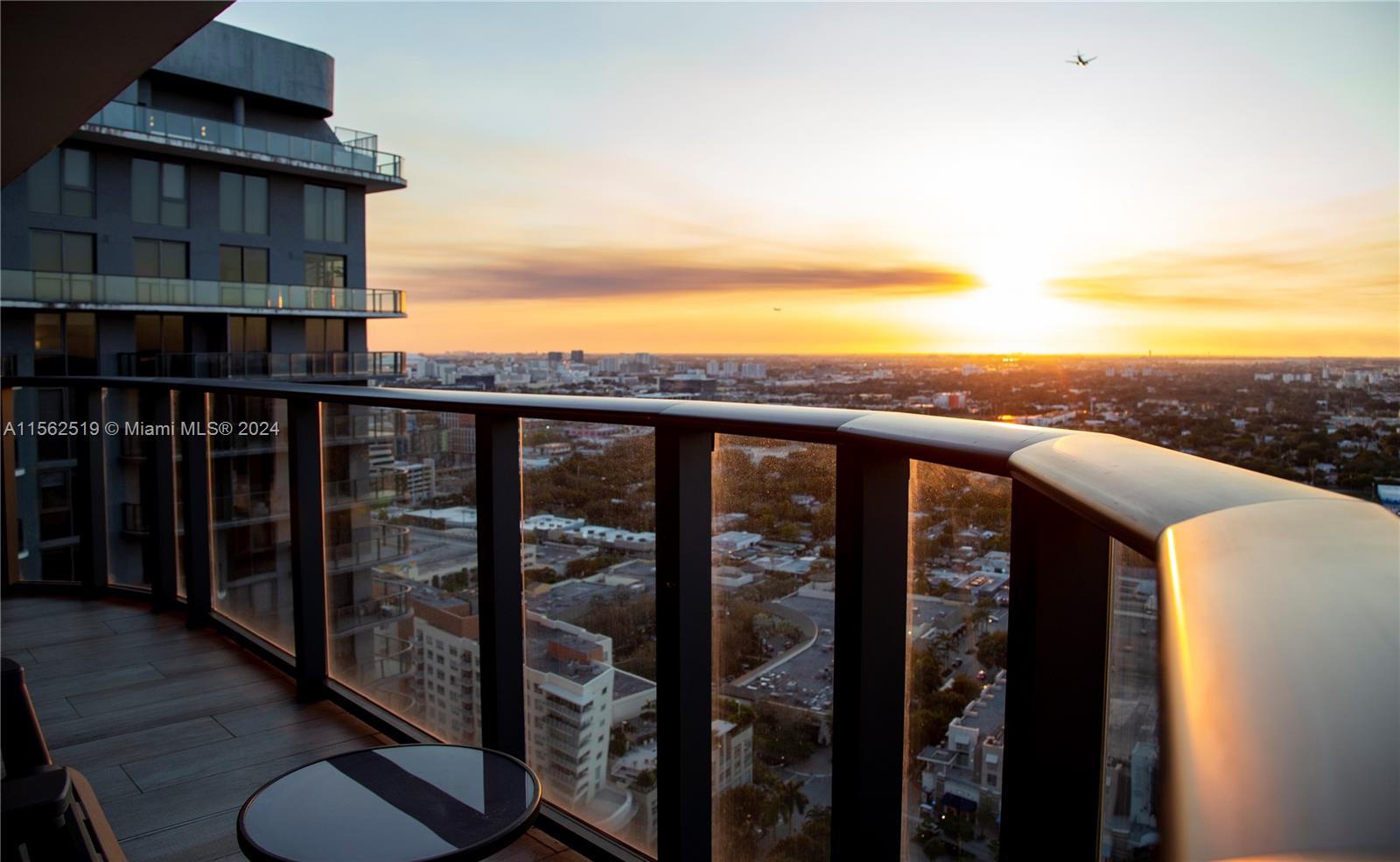 Miami, Florida 33137, 2 Bedrooms Bedrooms, ,2 BathroomsBathrooms,Residentiallease,For Rent,A11562519