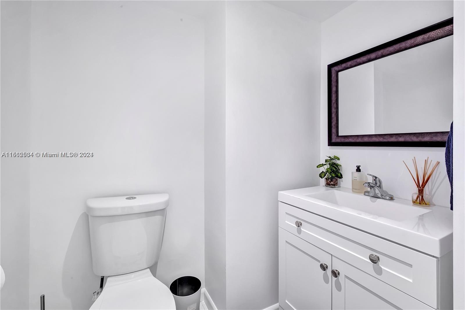 2780 NE 183rd St 2011, Aventura, Florida 33160, 1 Bedroom Bedrooms, ,1 BathroomBathrooms,Residential,For Sale,2780 NE 183rd St 2011,A11562534