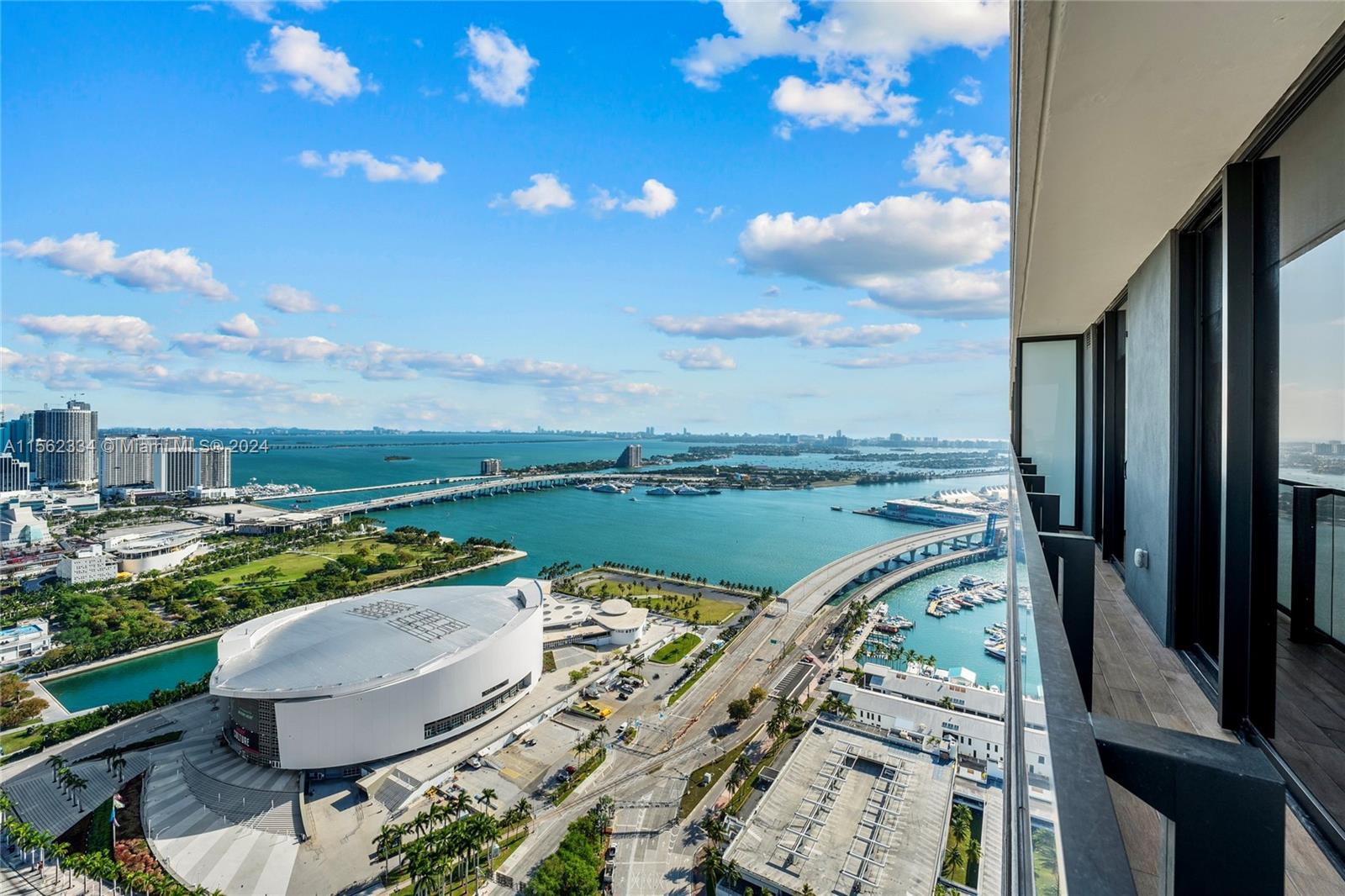 398 NE 5th St 3901, Miami, Florida 33132, 3 Bedrooms Bedrooms, ,3 BathroomsBathrooms,Residential,For Sale,398 NE 5th St 3901,A11562334