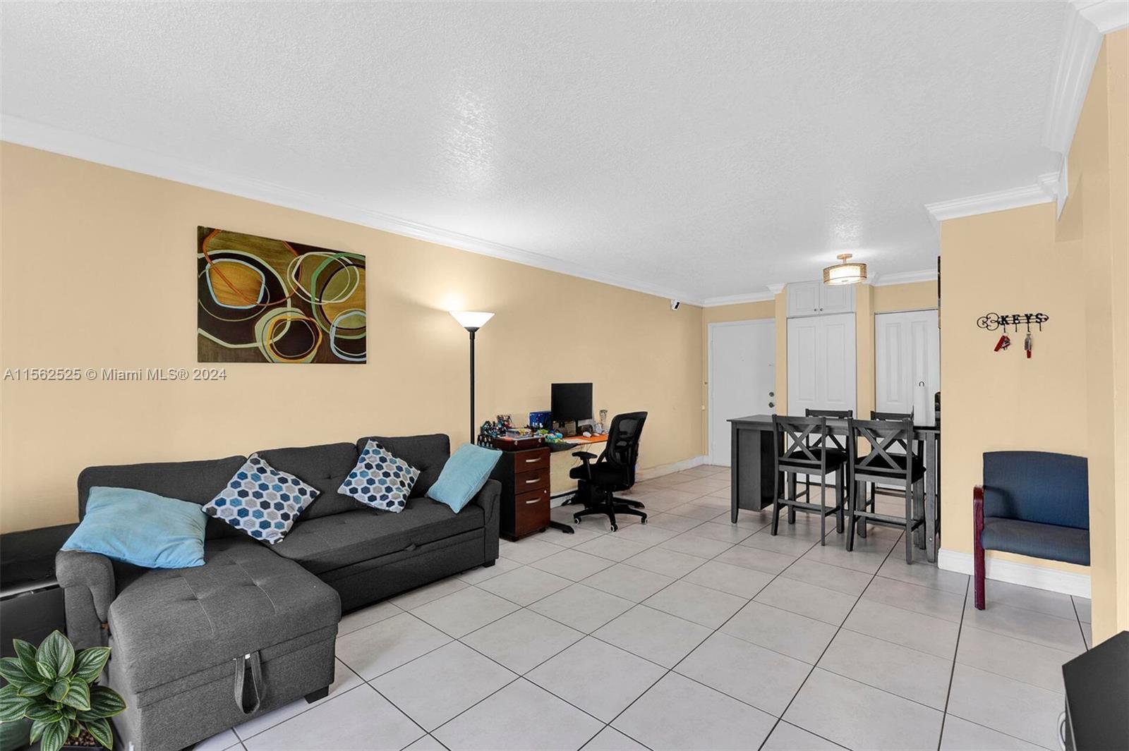 8810 Fontainebleau Blvd 101, Miami, Florida 33172, 1 Bedroom Bedrooms, ,1 BathroomBathrooms,Residential,For Sale,8810 Fontainebleau Blvd 101,A11562525