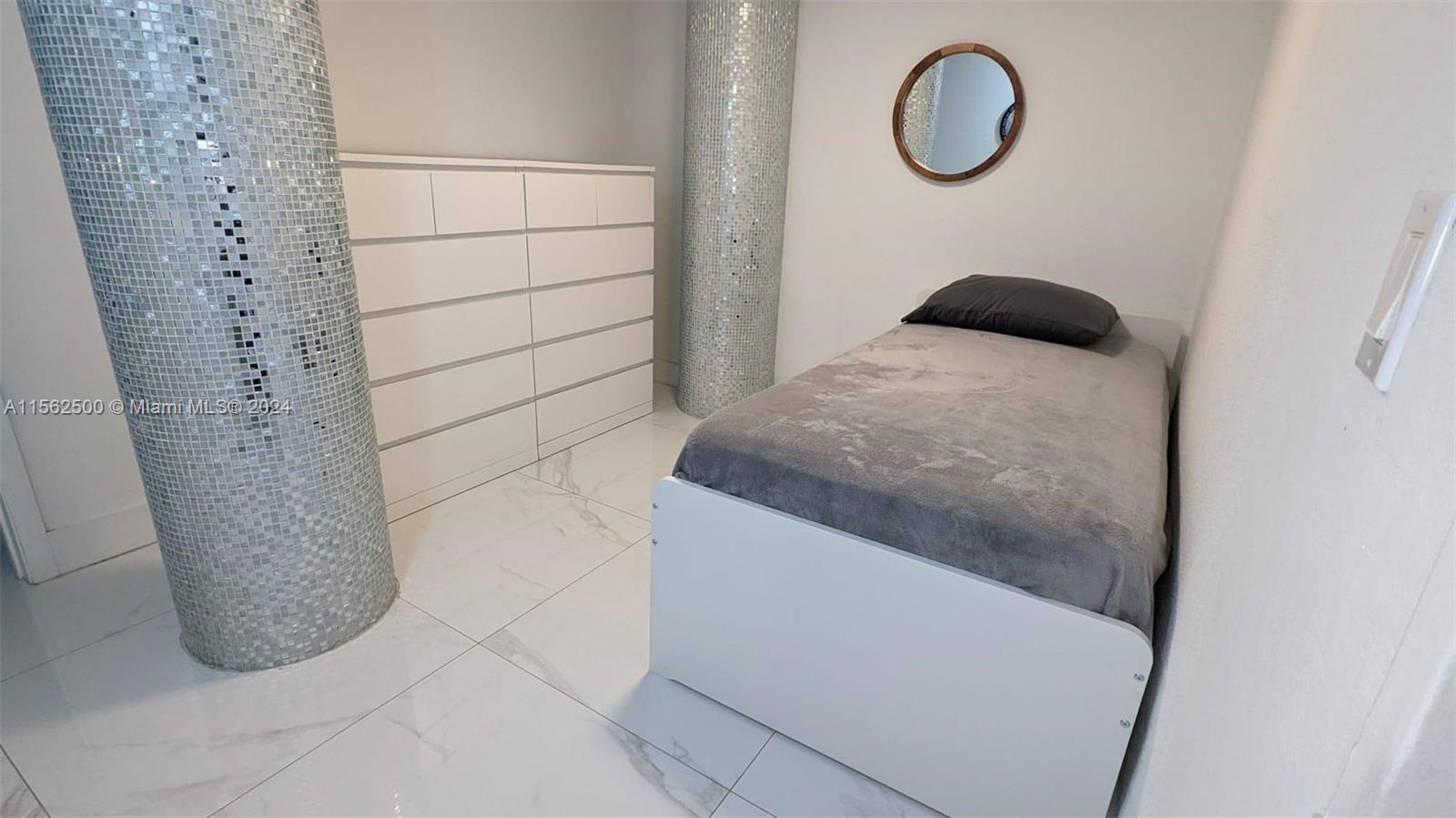 2501 S Ocean Dr L04, Hollywood, Florida 33019, 1 Bedroom Bedrooms, ,1 BathroomBathrooms,Residential,For Sale,2501 S Ocean Dr L04,A11562500