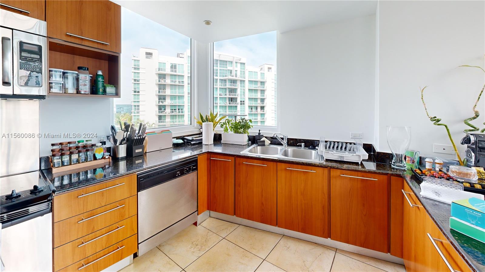 3000 NE 188th St 711, Aventura, Florida 33180, 3 Bedrooms Bedrooms, ,2 BathroomsBathrooms,Residential,For Sale,3000 NE 188th St 711,A11560086