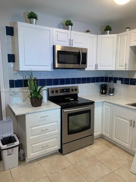 2475 NE 136th Ter, North Miami Beach, Florida 33181, 1 Bedroom Bedrooms, ,1 BathroomBathrooms,Residential,For Sale,2475 NE 136th Ter,A11562575