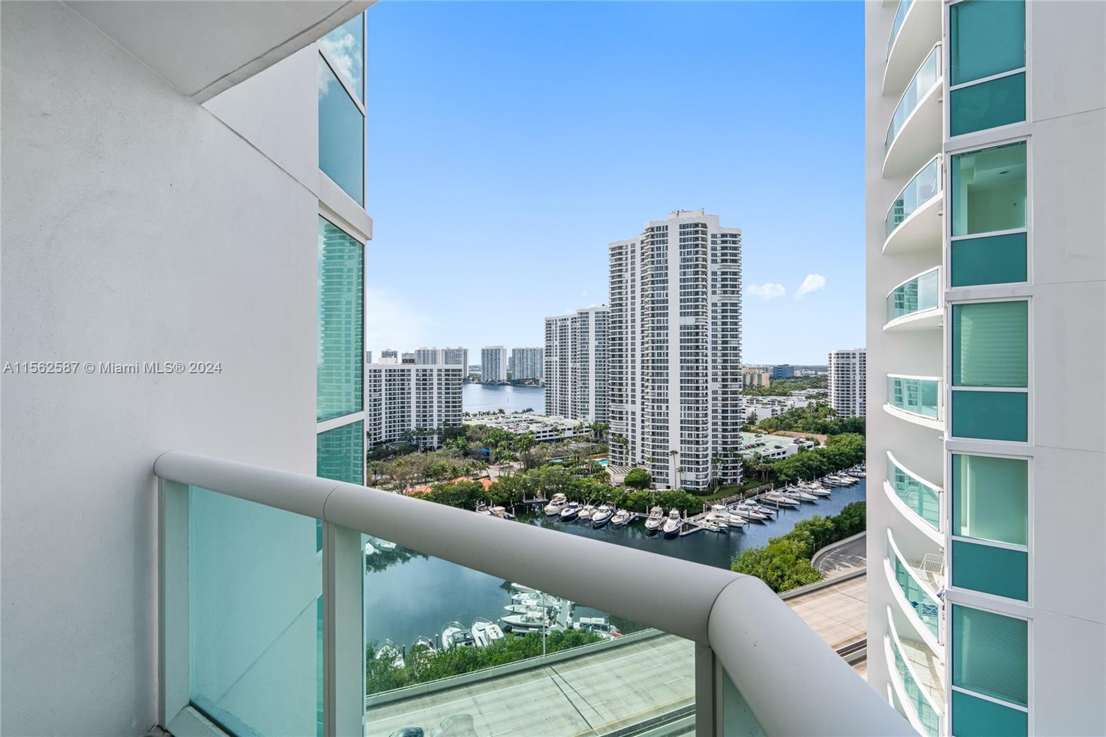 19400 Turnberry Way 1731, Aventura, Florida 33180, 2 Bedrooms Bedrooms, ,3 BathroomsBathrooms,Residential,For Sale,19400 Turnberry Way 1731,A11562587