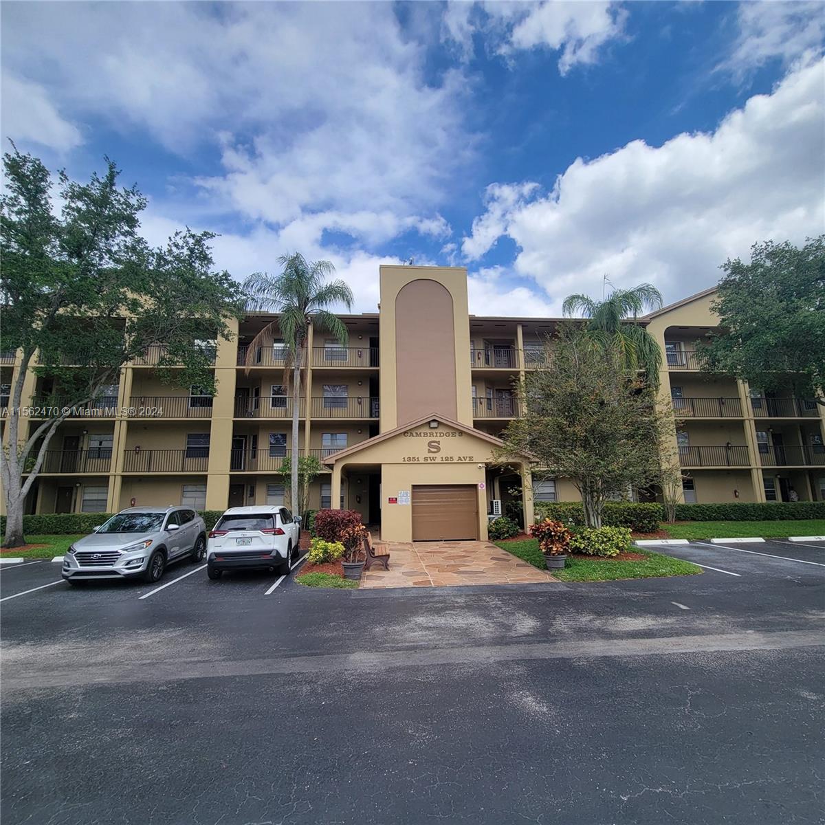 1351 SW 125th Ave #410S For Sale A11562470, FL