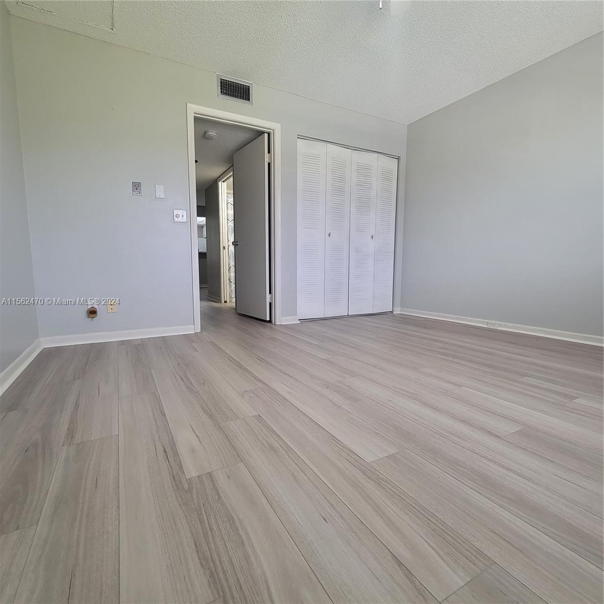 1351 SW 125th Ave 410S, Pembroke Pines, Florida 33027, 1 Bedroom Bedrooms, ,1 BathroomBathrooms,Residentiallease,For Rent,1351 SW 125th Ave 410S,A11562470
