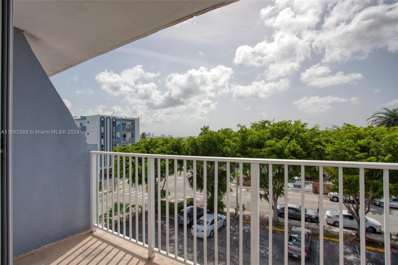 1801 S Treasure Dr 416, North Bay Village, Florida 33141, 2 Bedrooms Bedrooms, ,2 BathroomsBathrooms,Residentiallease,For Rent,1801 S Treasure Dr 416,A11562389