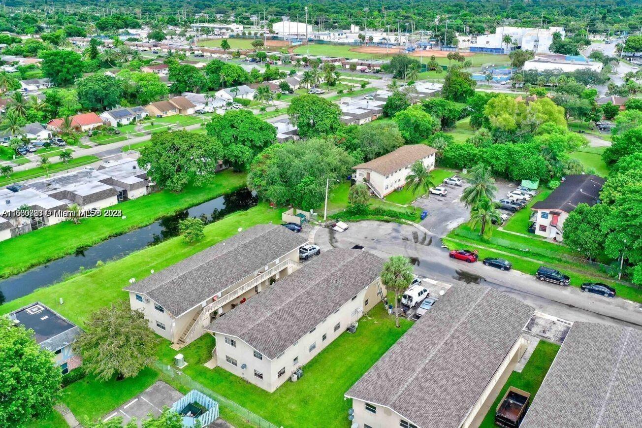 921 SW 74 TER 101A, North Lauderdale, Florida 33068, 3 Bedrooms Bedrooms, ,2 BathroomsBathrooms,Residentiallease,For Rent,921 SW 74 TER 101A,A11560783