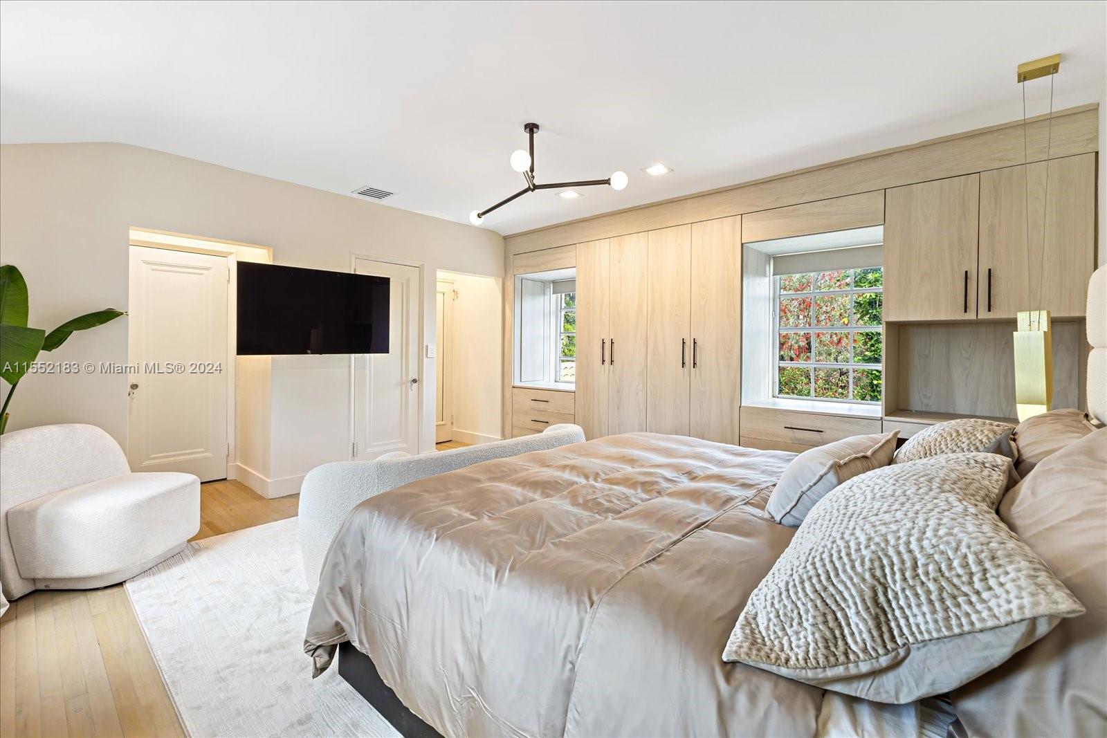 400 S Hibiscus Dr, Miami Beach, Florida 33139, 3 Bedrooms Bedrooms, ,3 BathroomsBathrooms,Residentiallease,For Rent,400 S Hibiscus Dr,A11552183