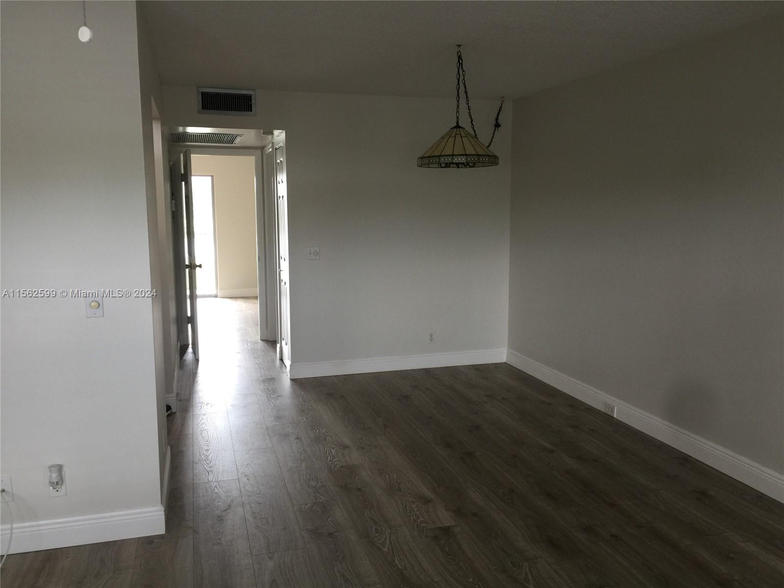 Pembroke Pines, Florida 33027, 1 Bedroom Bedrooms, ,1 BathroomBathrooms,Residentiallease,For Rent,A11562599