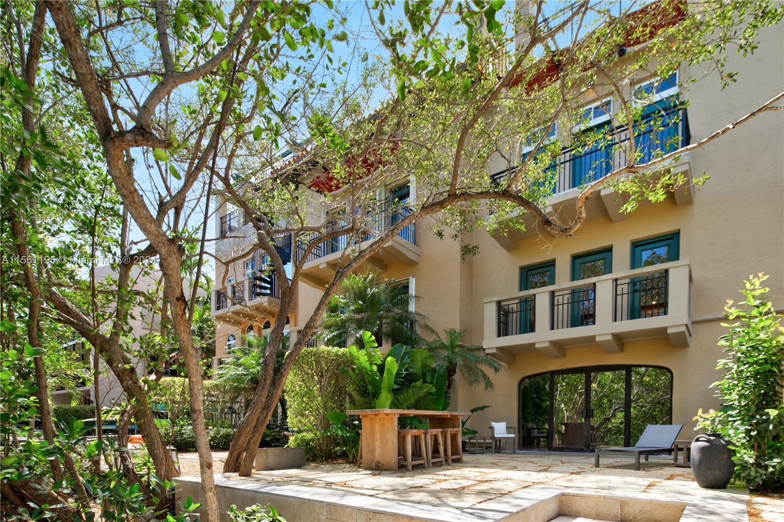 6206 Paradise Point Dr, Palmetto Bay, Florida 33157, 3 Bedrooms Bedrooms, ,3 BathroomsBathrooms,Residential,For Sale,6206 Paradise Point Dr,A11561195
