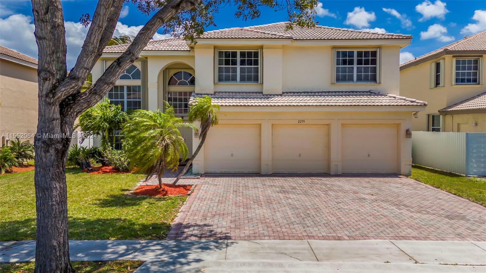2235 SW 166th Ave, Miramar, Florida 33027, 5 Bedrooms Bedrooms, ,3 BathroomsBathrooms,Residential,For Sale,2235 SW 166th Ave,A11552064