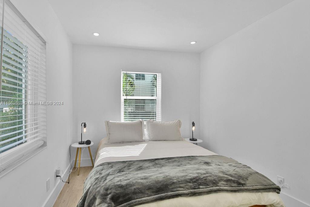 3521 SW 16th St 0, Miami, Florida 33145, 2 Bedrooms Bedrooms, ,1 BathroomBathrooms,Residentiallease,For Rent,3521 SW 16th St 0,A11562653