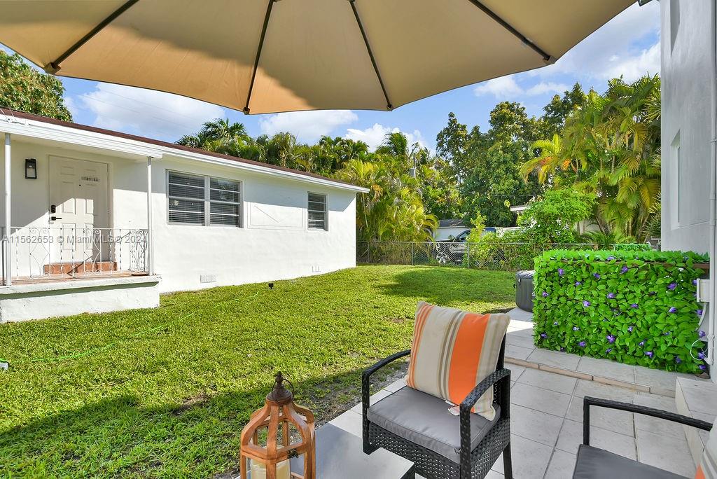 3521 SW 16th St 0, Miami, Florida 33145, 2 Bedrooms Bedrooms, ,1 BathroomBathrooms,Residentiallease,For Rent,3521 SW 16th St 0,A11562653