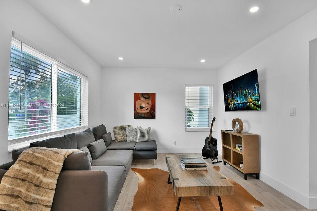 3521 SW 16th St 0, Miami, Florida 33145, 2 Bedrooms Bedrooms, ,1 BathroomBathrooms,Residentiallease,For Rent,3521 SW 16th St 0,A11562653