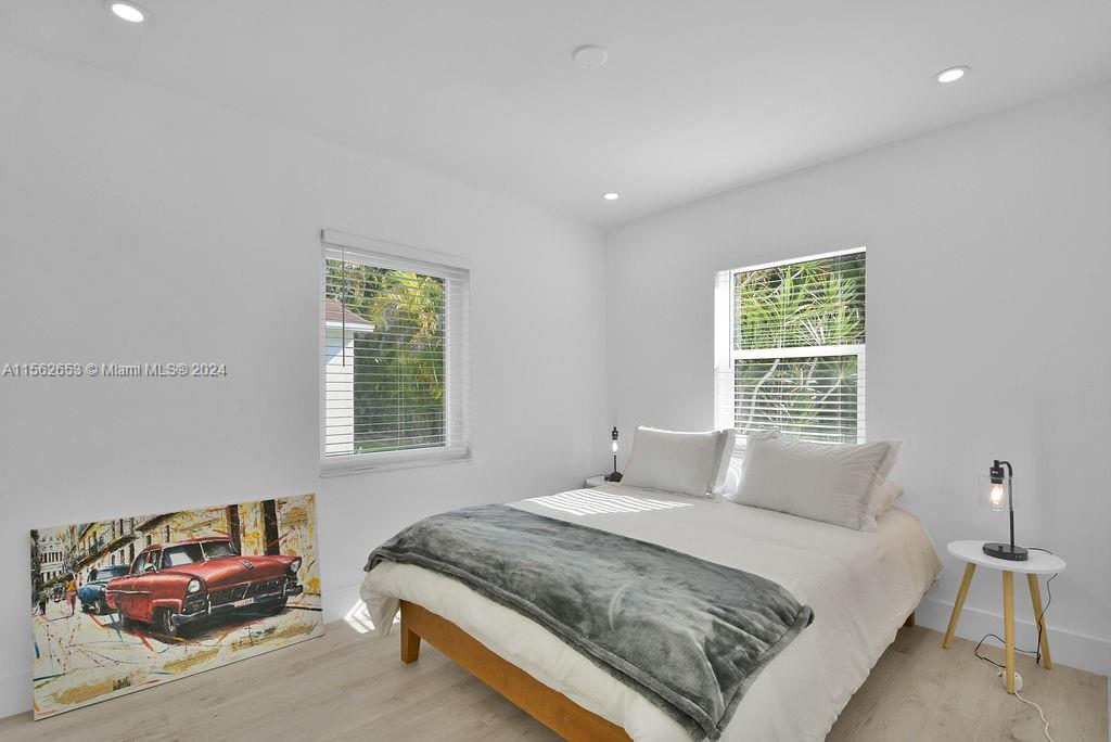 3521 SW 16th St 0, Miami, Florida 33145, 2 Bedrooms Bedrooms, ,1 BathroomBathrooms,Residentiallease,For Rent,3521 SW 16th St 0,A11562653