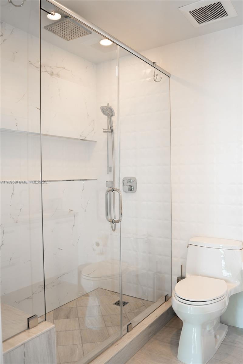 Miami Beach, Florida 33140, 3 Bedrooms Bedrooms, ,3 BathroomsBathrooms,Residential,For Sale,A11562659