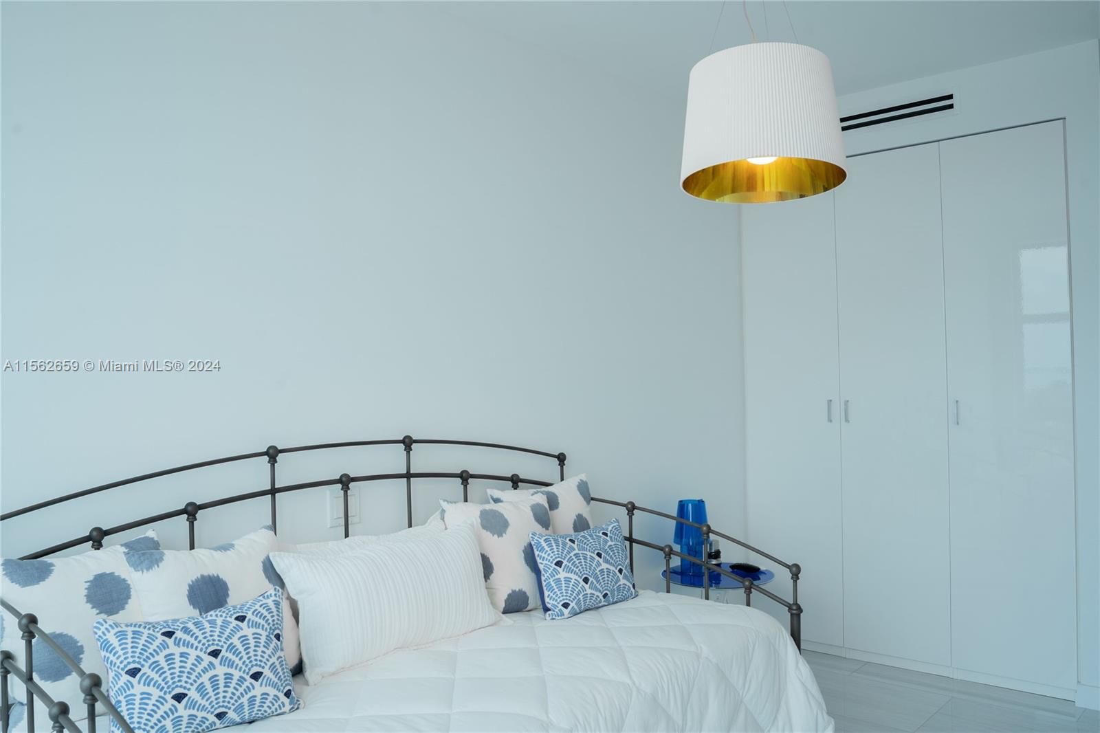 Miami Beach, Florida 33140, 3 Bedrooms Bedrooms, ,3 BathroomsBathrooms,Residential,For Sale,A11562659