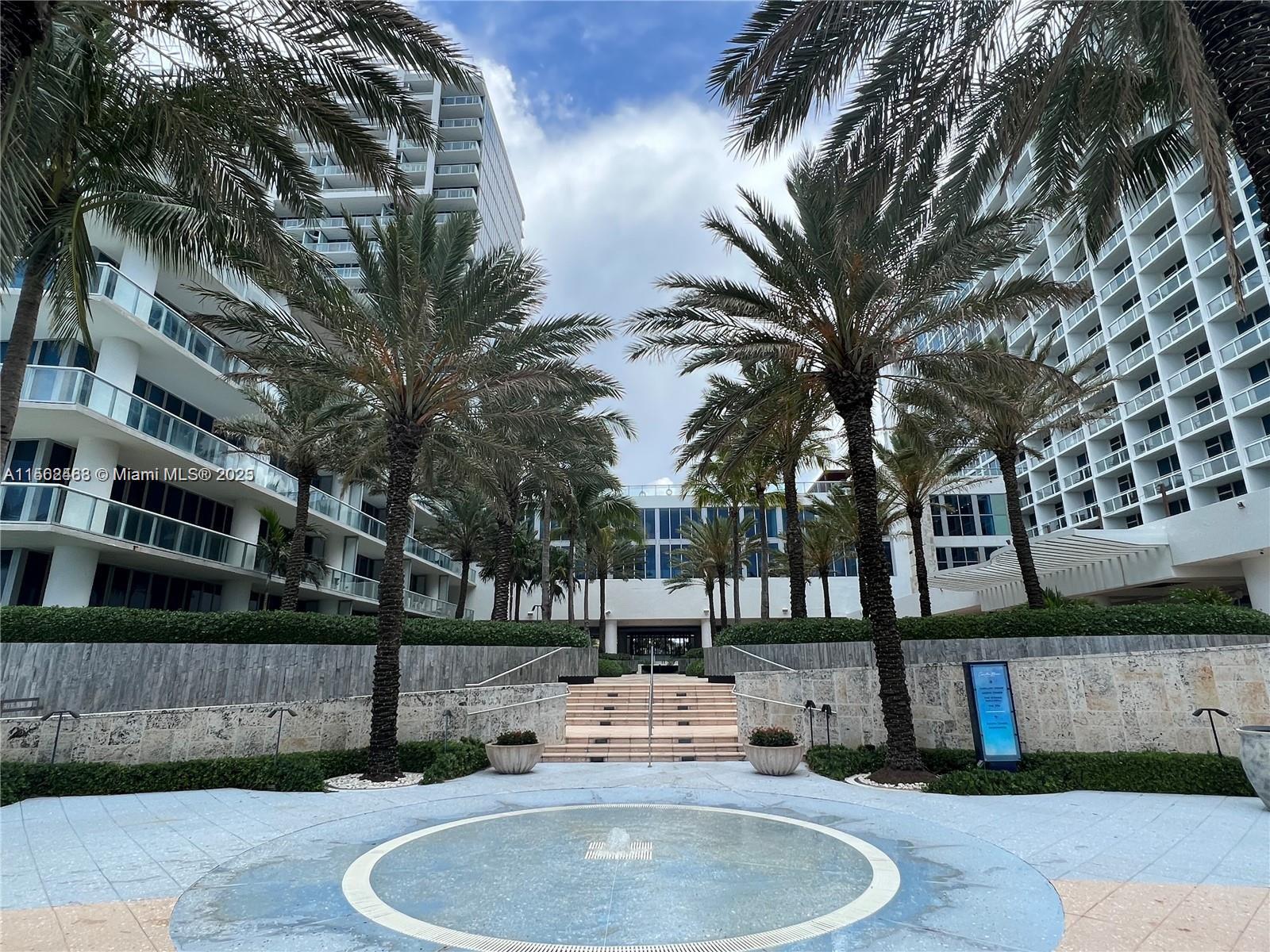 6799 Collins Ave 1501, Miami Beach, Florida 33141, 1 Bedroom Bedrooms, ,1 BathroomBathrooms,Residentiallease,For Rent,6799 Collins Ave 1501,A11562468