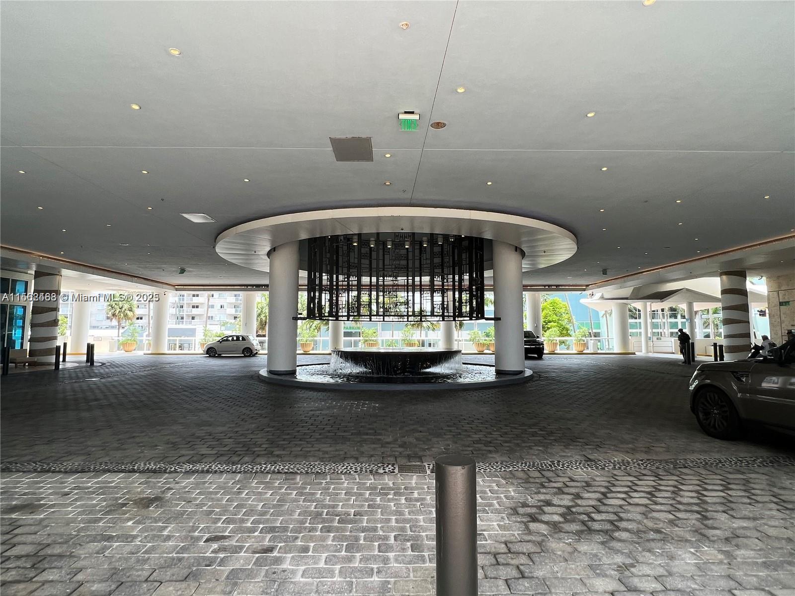 6799 Collins Ave 1501, Miami Beach, Florida 33141, 1 Bedroom Bedrooms, ,1 BathroomBathrooms,Residentiallease,For Rent,6799 Collins Ave 1501,A11562468