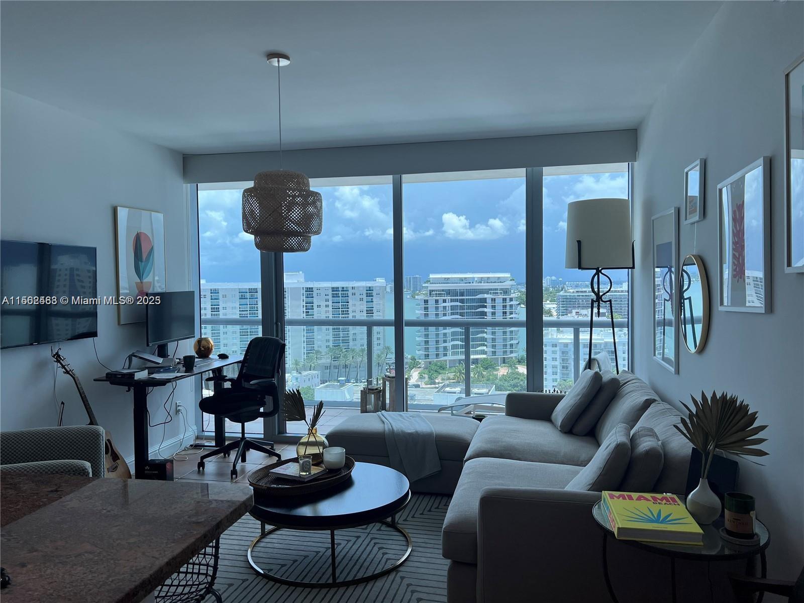 6799 Collins Ave 1501, Miami Beach, Florida 33141, 1 Bedroom Bedrooms, ,1 BathroomBathrooms,Residentiallease,For Rent,6799 Collins Ave 1501,A11562468