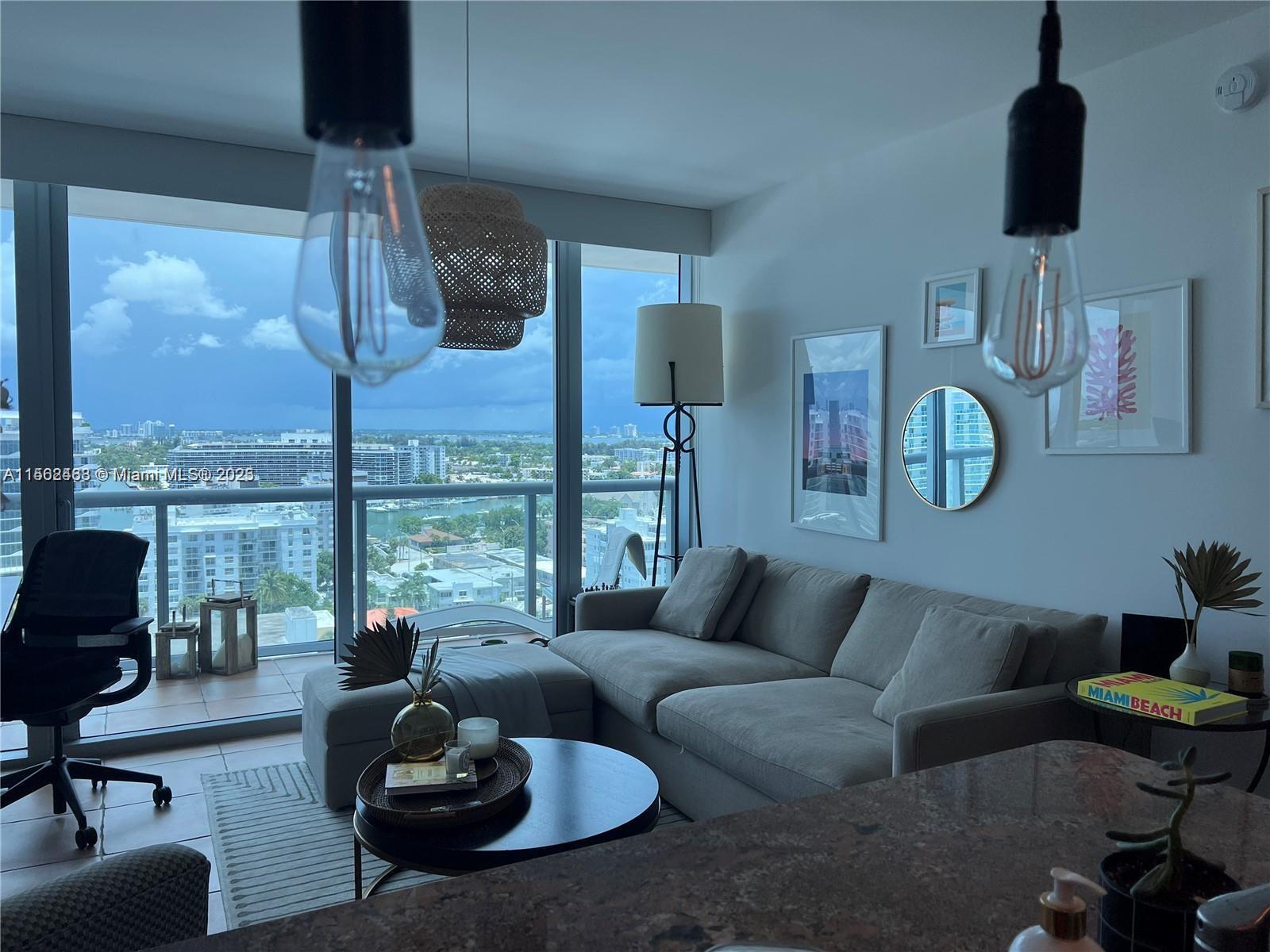 6799 Collins Ave 1501, Miami Beach, Florida 33141, 1 Bedroom Bedrooms, ,1 BathroomBathrooms,Residentiallease,For Rent,6799 Collins Ave 1501,A11562468