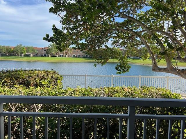 Gorgeous two bedroom / two bathroom unit in Cutler Bay. Spectacular views of the lake.  Each bedroom has their own waterfront balconies.  Master bedroom has a huge walk-in closet. Washer and dryer in unit.  Community has many amenities such as pool overlooking lake, tennis court, gym and much more  This condo has 1 assigned parking space and ample visitor parking.