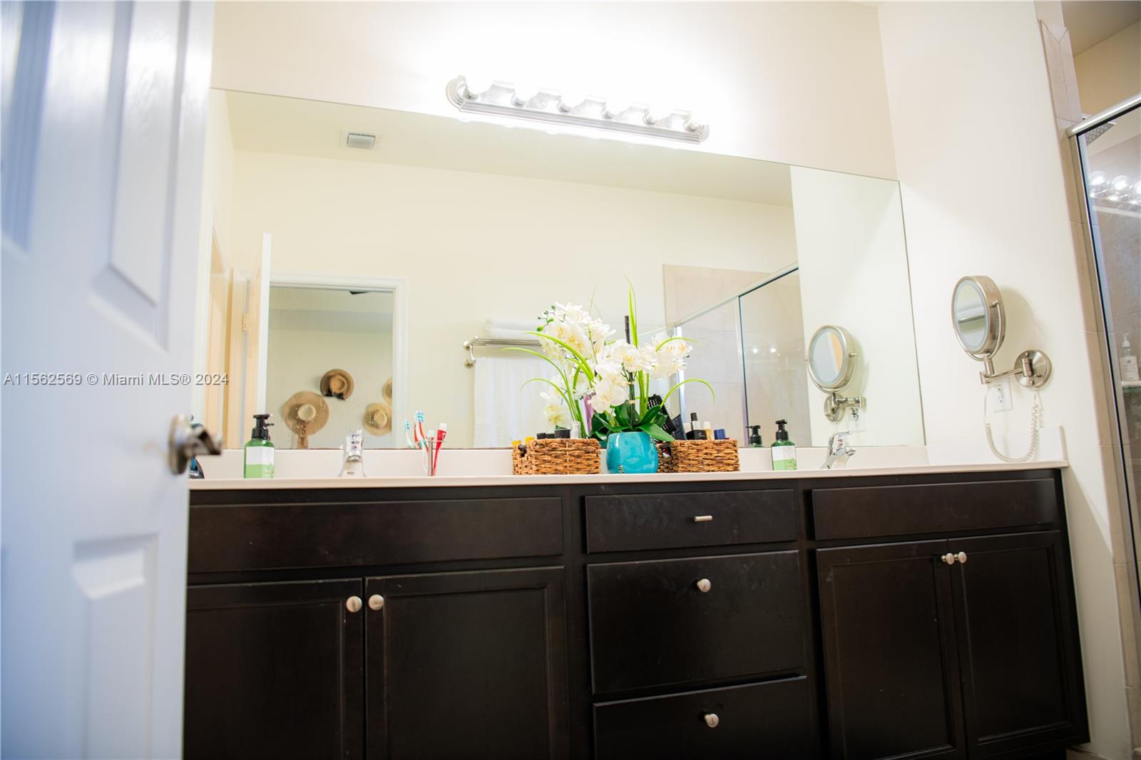 25067 SW 114th Ct 25067, Homestead, Florida 33032, 3 Bedrooms Bedrooms, ,2 BathroomsBathrooms,Residential,For Sale,25067 SW 114th Ct 25067,A11562569