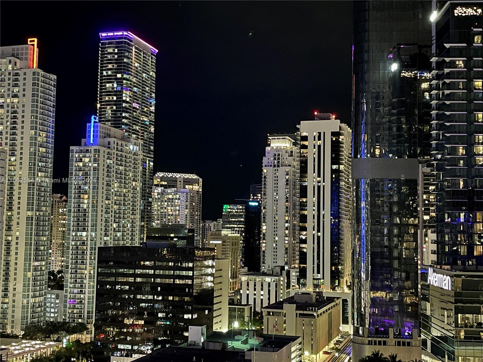 Charming penthouse studio with fantastic city views! Completely and tastefully updated and furnished. 24-hour security, rooftop pool, gazebo and fitness center. Washer and drier in unit. Across from Brickell City Center and close to restaurants, shops  and nightlife in the trendy Brickell area.