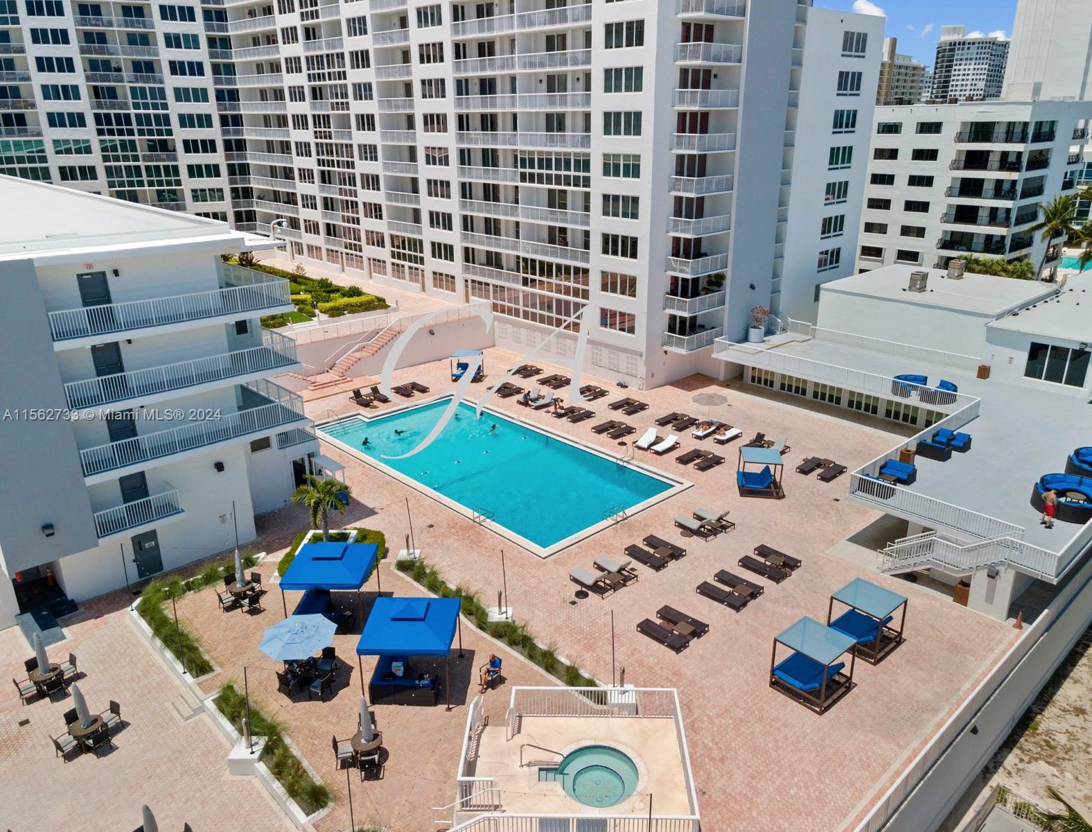 5401 Collins Ave 622, Miami Beach, Florida 33140, 1 Bedroom Bedrooms, ,1 BathroomBathrooms,Residential,For Sale,5401 Collins Ave 622,A11562733