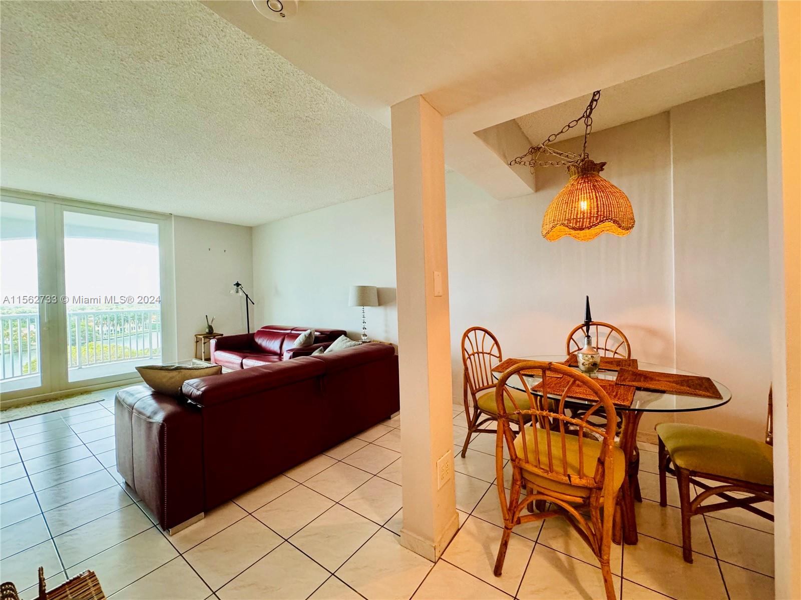 5401 Collins Ave 622, Miami Beach, Florida 33140, 1 Bedroom Bedrooms, ,1 BathroomBathrooms,Residential,For Sale,5401 Collins Ave 622,A11562733