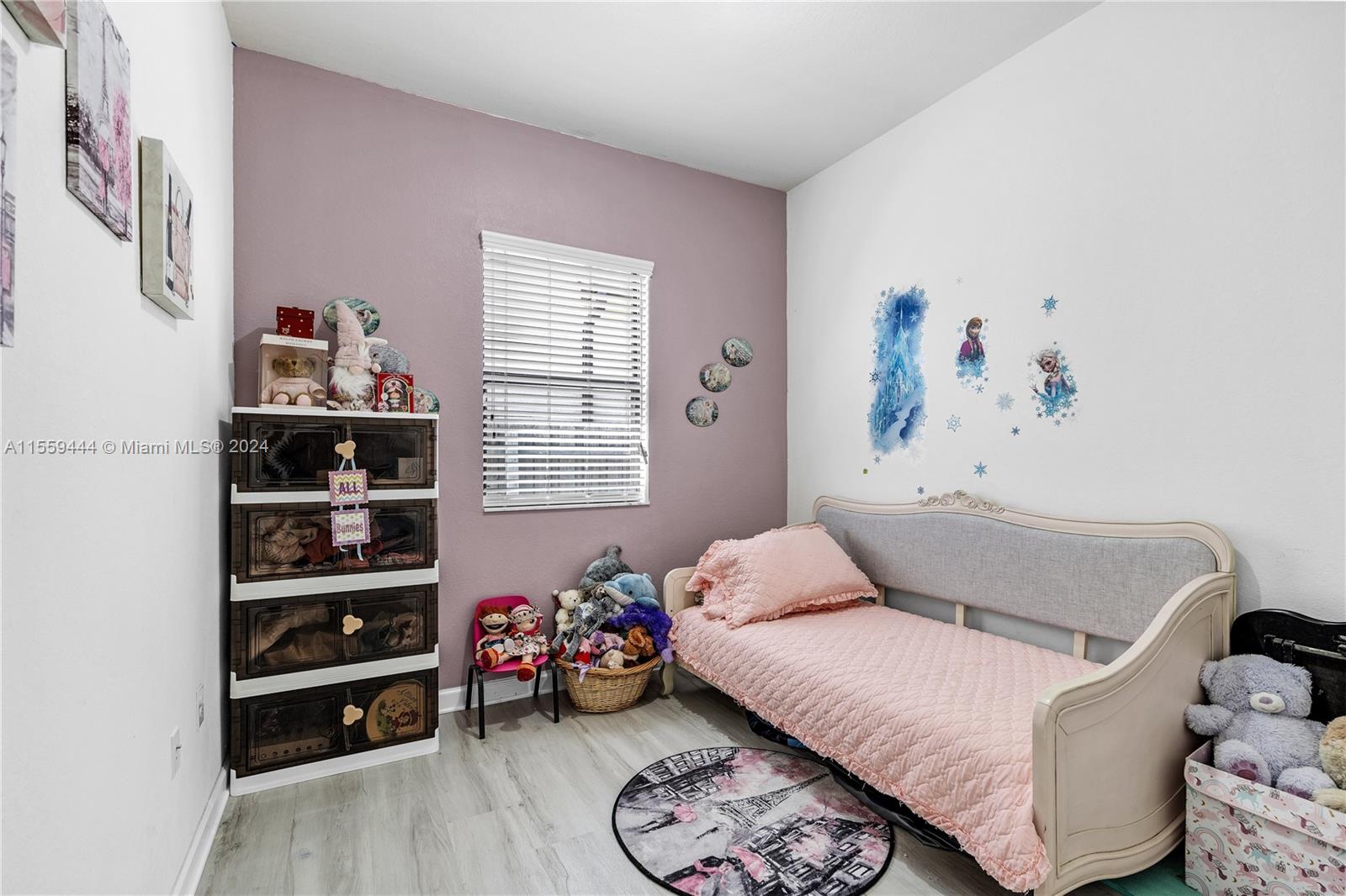 533 SE 34th Ter, Homestead, Florida 33033, 4 Bedrooms Bedrooms, ,2 BathroomsBathrooms,Residential,For Sale,533 SE 34th Ter,A11559444