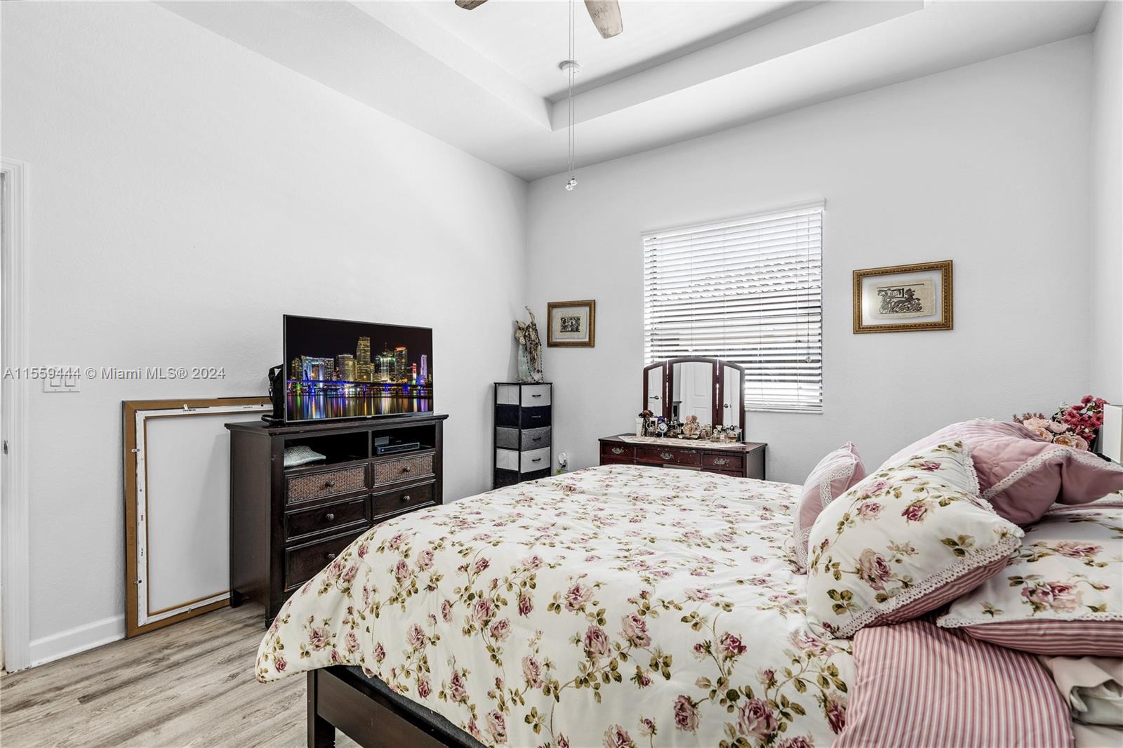 533 SE 34th Ter, Homestead, Florida 33033, 4 Bedrooms Bedrooms, ,2 BathroomsBathrooms,Residential,For Sale,533 SE 34th Ter,A11559444