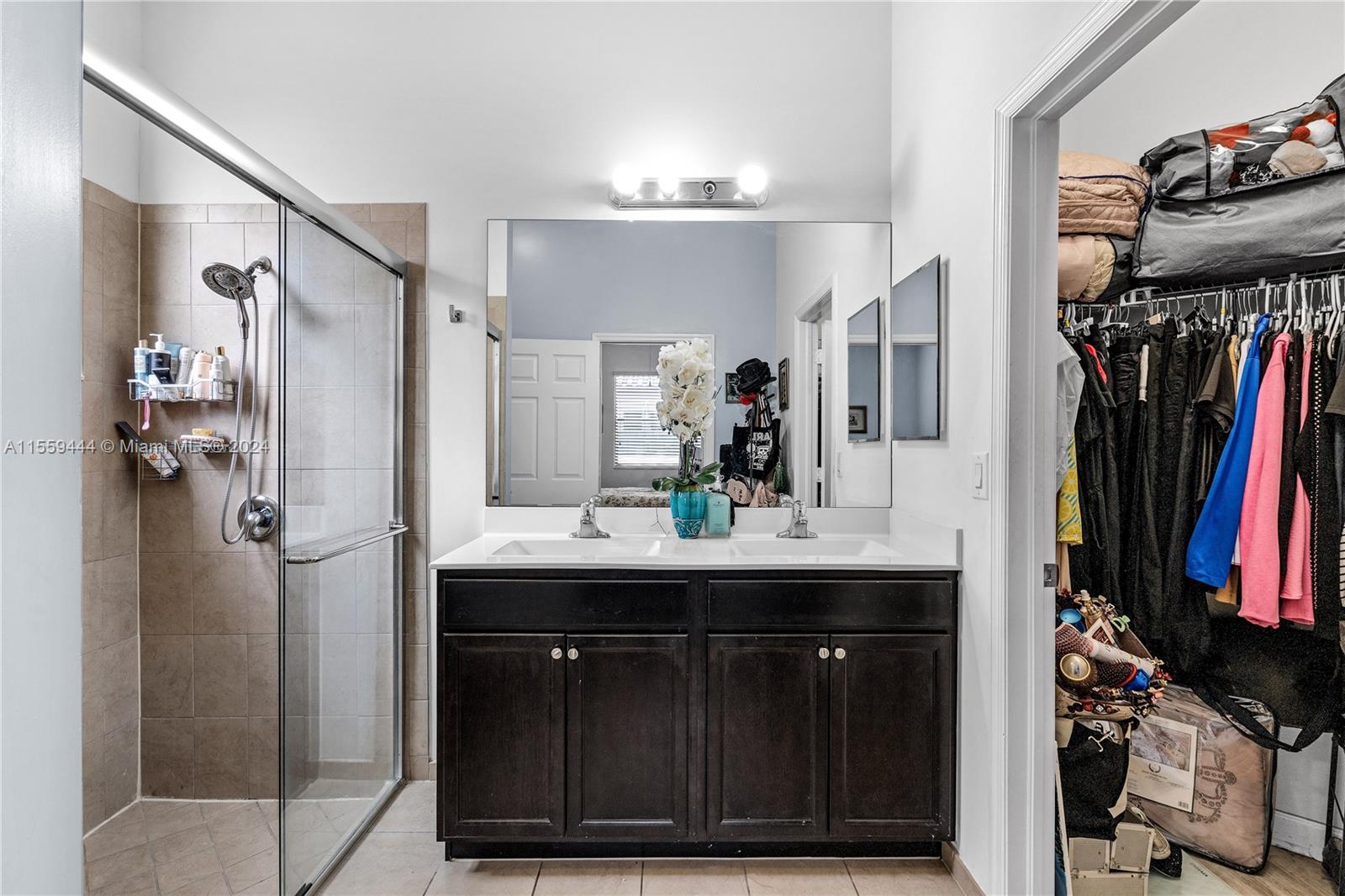 533 SE 34th Ter, Homestead, Florida 33033, 4 Bedrooms Bedrooms, ,2 BathroomsBathrooms,Residential,For Sale,533 SE 34th Ter,A11559444