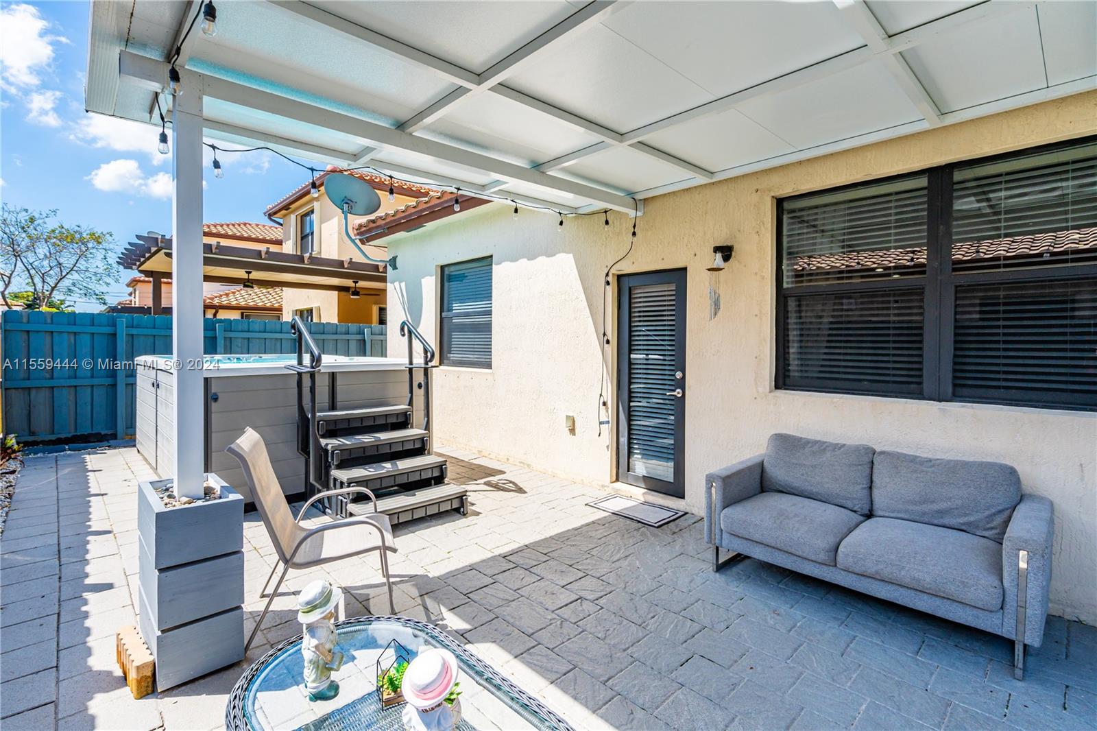 533 SE 34th Ter, Homestead, Florida 33033, 4 Bedrooms Bedrooms, ,2 BathroomsBathrooms,Residential,For Sale,533 SE 34th Ter,A11559444