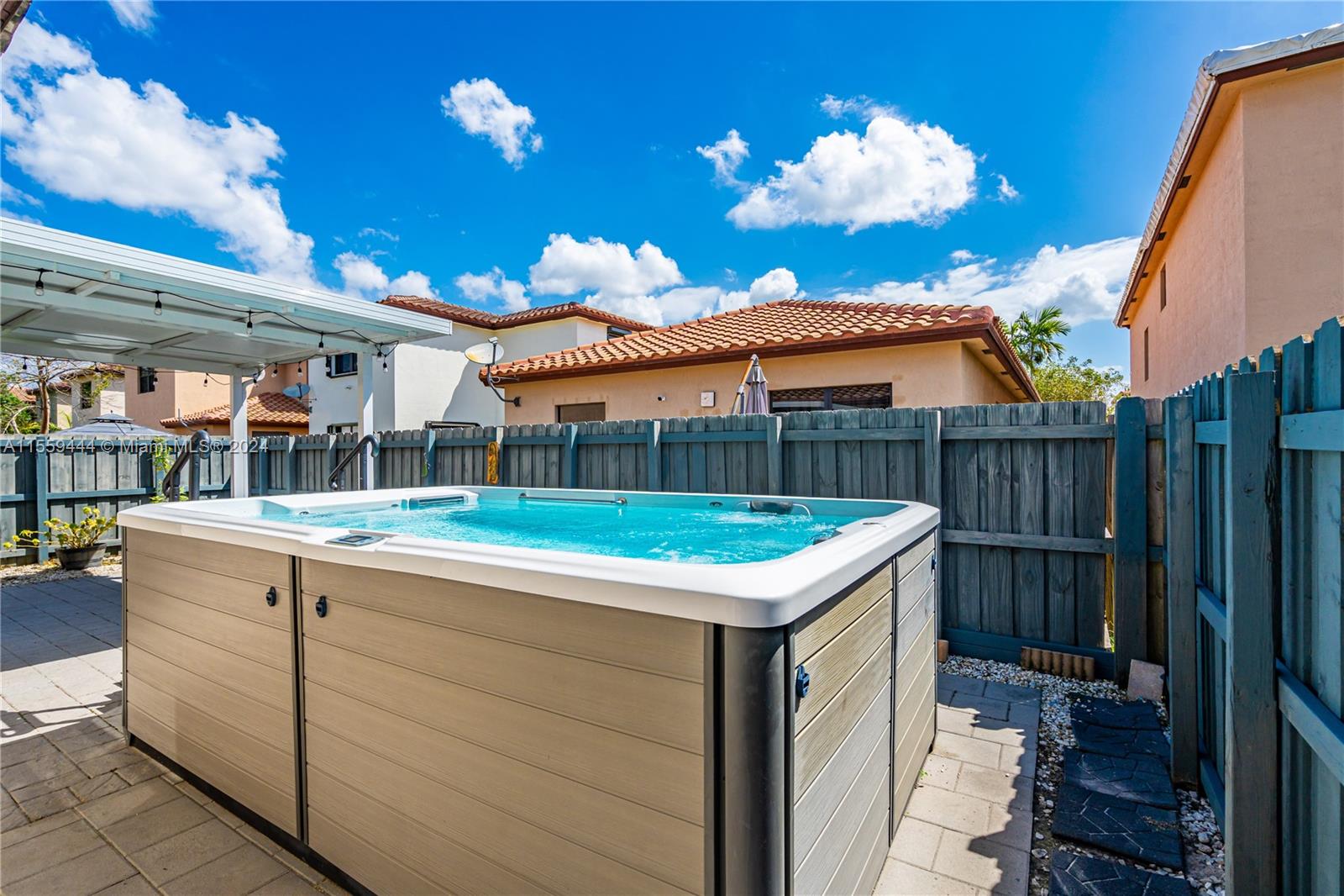 533 SE 34th Ter, Homestead, Florida 33033, 4 Bedrooms Bedrooms, ,2 BathroomsBathrooms,Residential,For Sale,533 SE 34th Ter,A11559444