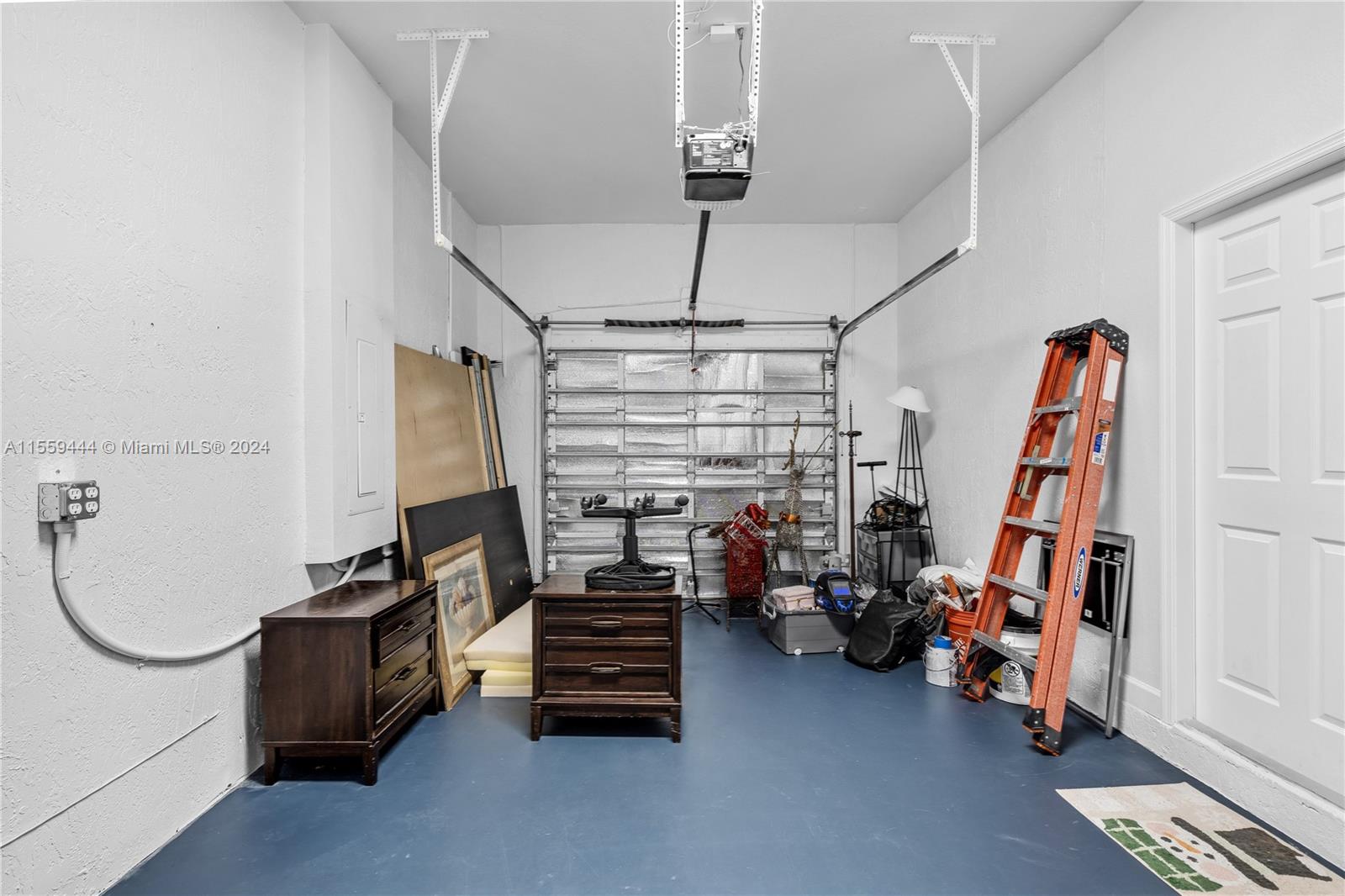 533 SE 34th Ter, Homestead, Florida 33033, 4 Bedrooms Bedrooms, ,2 BathroomsBathrooms,Residential,For Sale,533 SE 34th Ter,A11559444