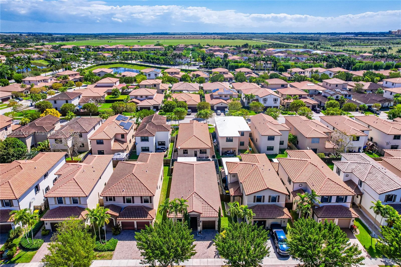 533 SE 34th Ter, Homestead, Florida 33033, 4 Bedrooms Bedrooms, ,2 BathroomsBathrooms,Residential,For Sale,533 SE 34th Ter,A11559444